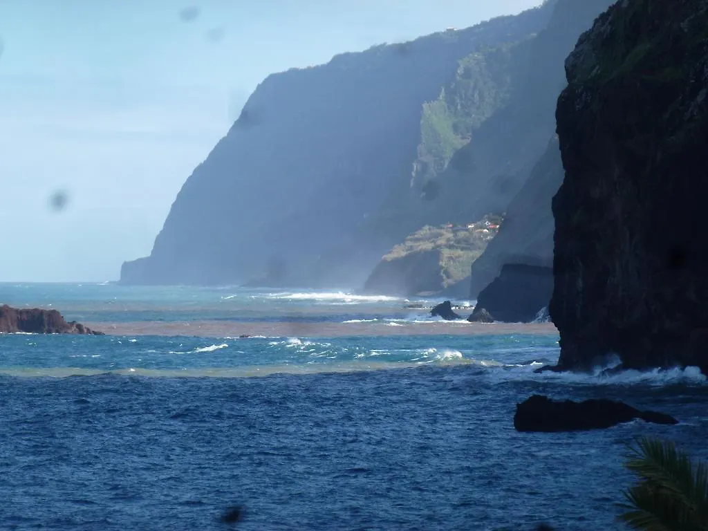Casas Mare , Ponta Delgada, Madeira Βίλα Πόντα Ντελγάδα